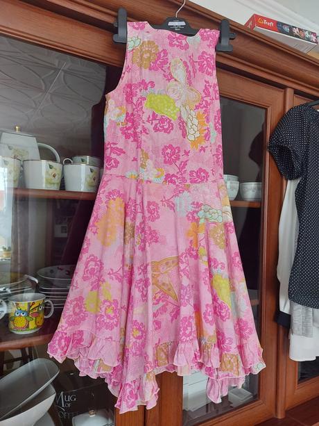 Letné šatičky, 140