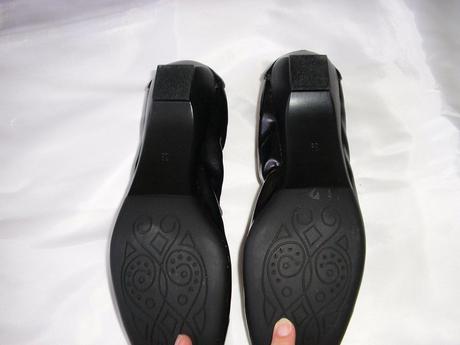 Čierne balerinky na malickom opatku  leskle, 38