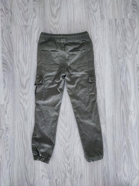 Nohavice veľkosť 122, 122