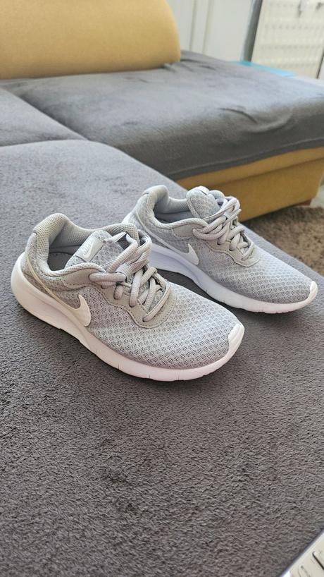 Tenisky, nike,32