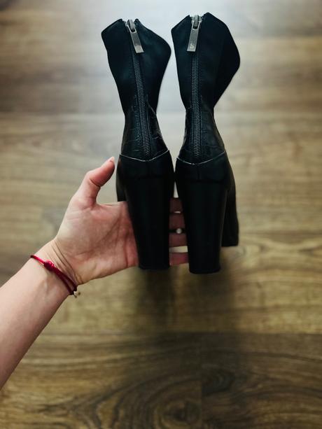 But s kožené čižmičky, 39