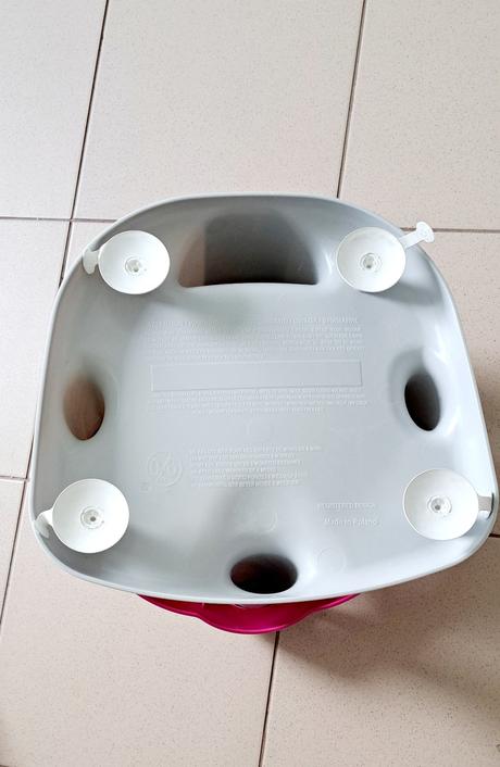 Sedátko do vane ergobaby,