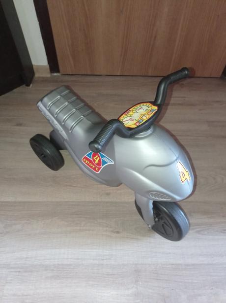 Odrážadlo motorka, 