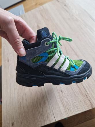 Turistické tenisky adidas, adidas,25