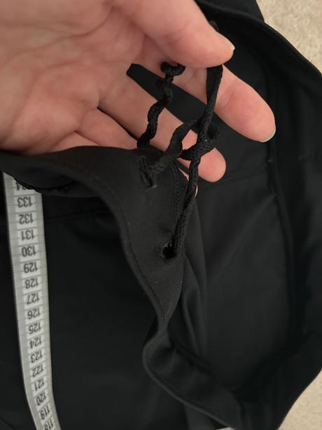 Sportove sortky top stav, under armour,m