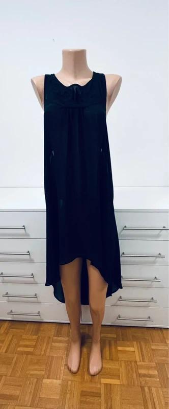Čierne asymetrické šaty forever 21 s otvoreným, l