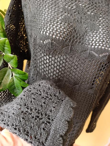 Háčkovaný sveter, 42