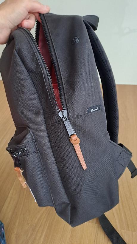 Ruksak herschel, herschel