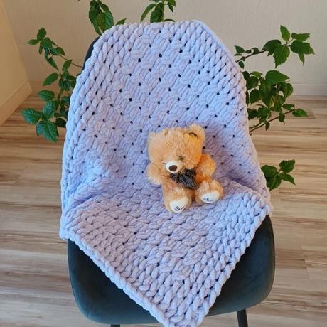 Mäkučká puffy deka pre bábätká fialová, 