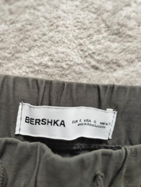 Nohavice, bershka,s