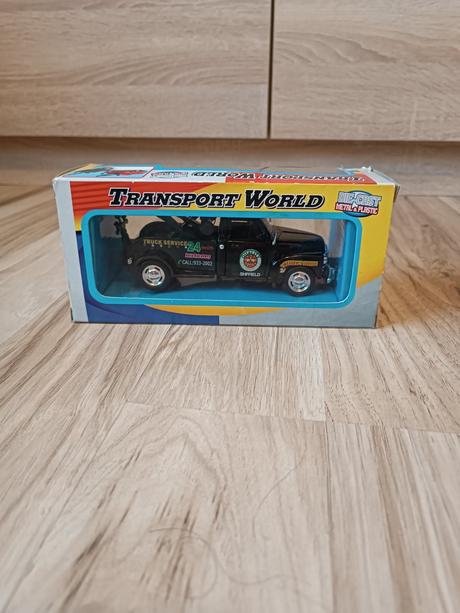 Zberateľské autíčko odťahovka die-cast model, 