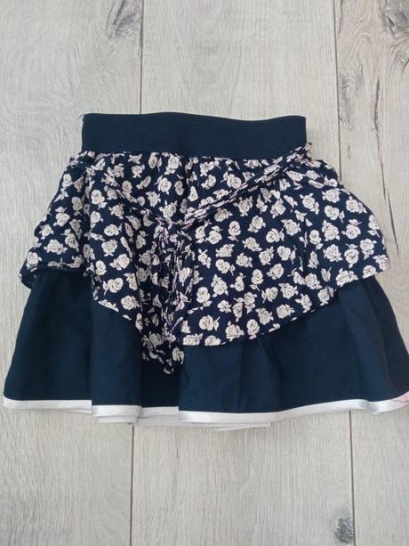 Dievčenská kvetovaná dievčenská sukňa c&a (98), c&a,98