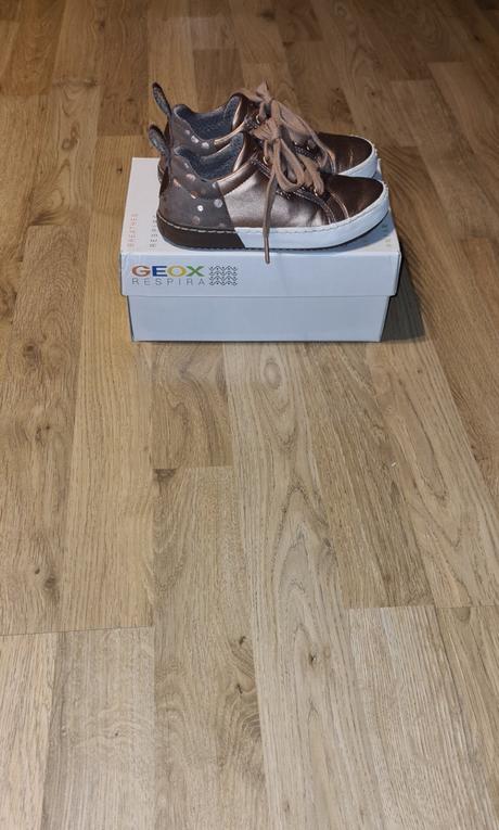 Kožené tramky geox bronzové, geox,28