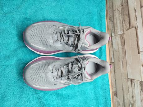 Saucony 42,5 - dámske bežecké tenisky, 42