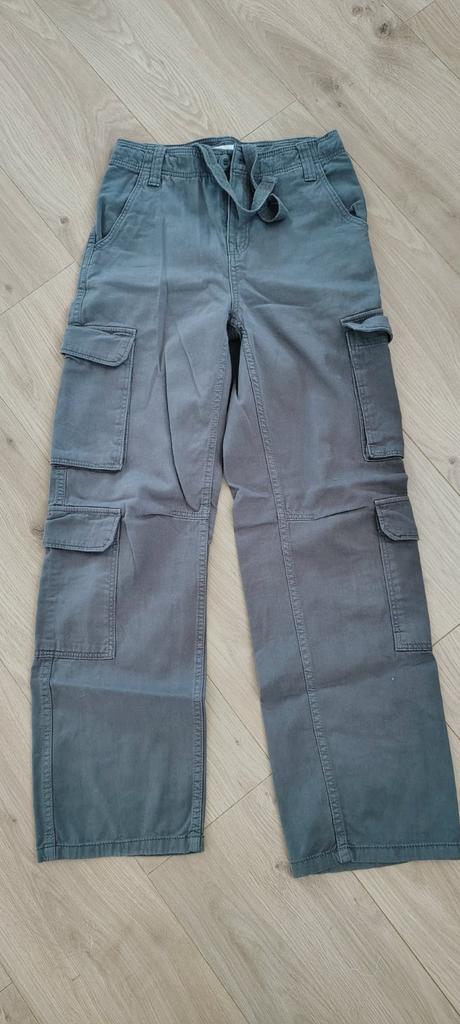 Bershka kapsace, bershka,152
