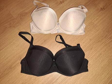 2x podprsenka 70d, triumph,70d