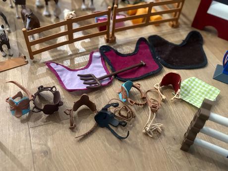 Veľká sada schleich, farma, kone, zvieratá a prísl, 