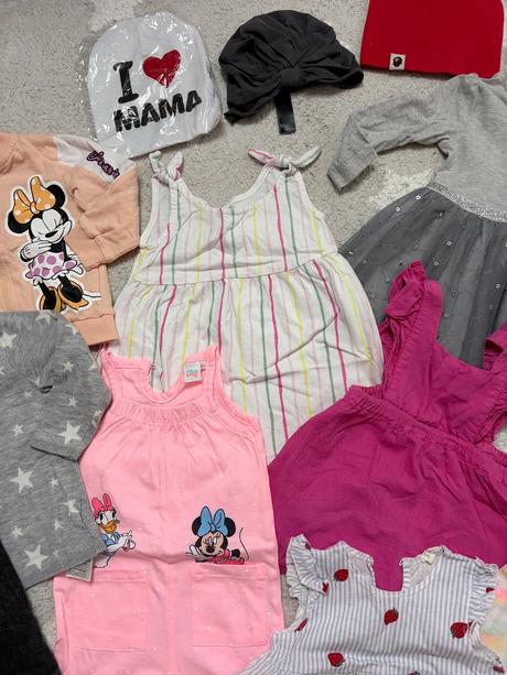 Balík oblečenia pre dievčatko veľkosť 80, 68–80