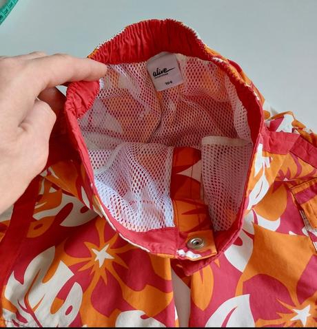 Plavky 104, alive,104