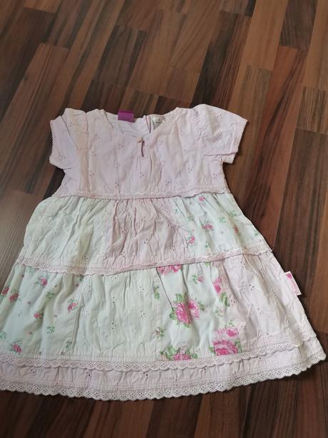 Šaty, cena spolu, 92