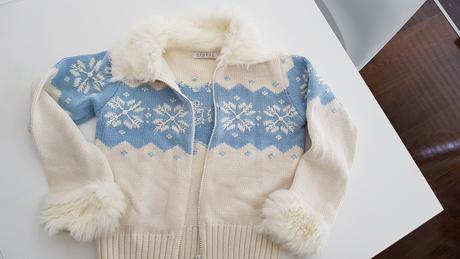 Svetrik s kozusinkou, george,128