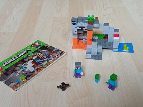 21141 lego minecraft - jaskyňa so zombie, 