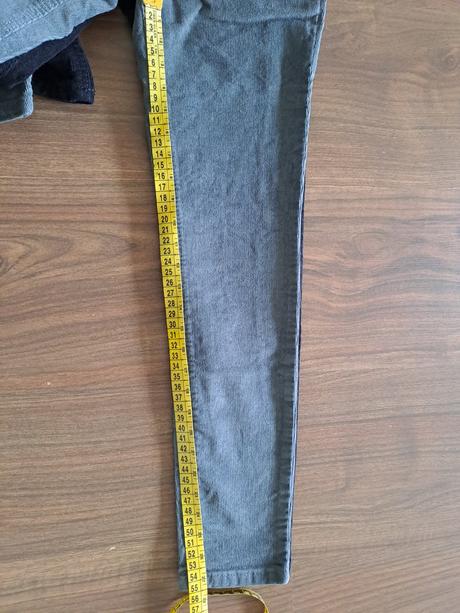 Nenosene dievcenske mencestraky v. 134, 2ks, h&m,134