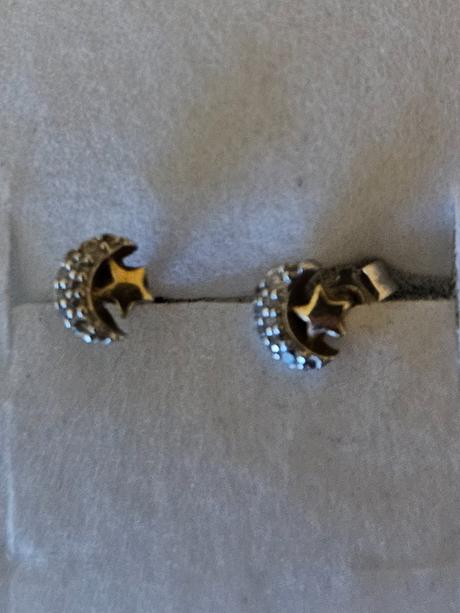 Náušnice pandora, pandora