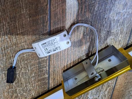 Lampa na stenu+ 3x bodovky otočné, 