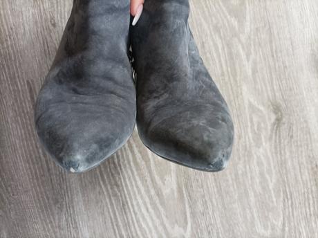 Kotniky kožené, 38