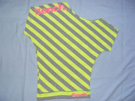 Asymetrický top zn. bench - 146/152, bench,146