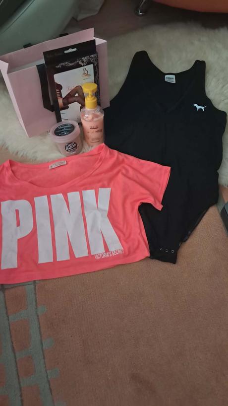 Victorias secret body ,coco butter ,croptop, atd.., victoria's secret,s