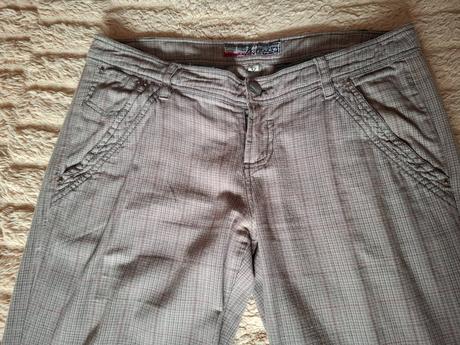 Kárované nohavice, kenvelo,l