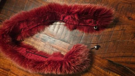 Kožušinový šál, golier na kabát alebo kapucňu, 