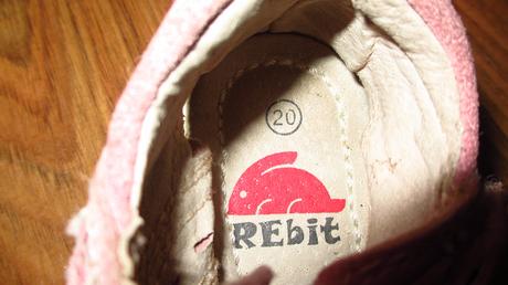 Kožené sandálky, 20