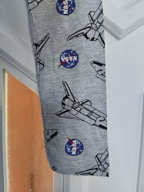 Spodky na spanie nasa, 122