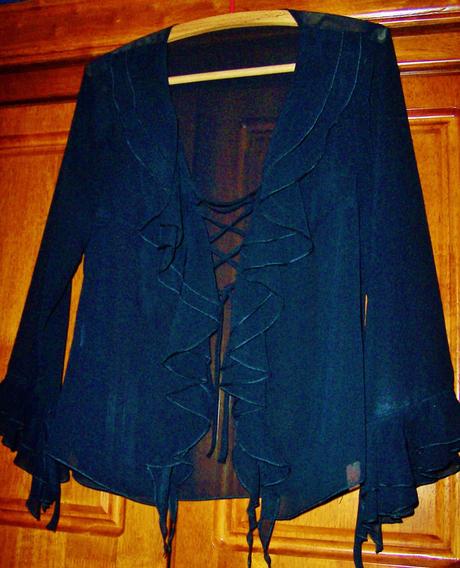 Blúzka čierna,šifónová s volánmi, s