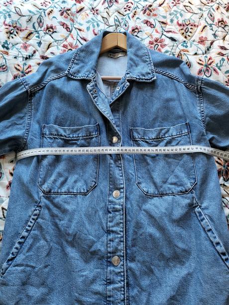 Svetlomodrá rifľová bunda, s