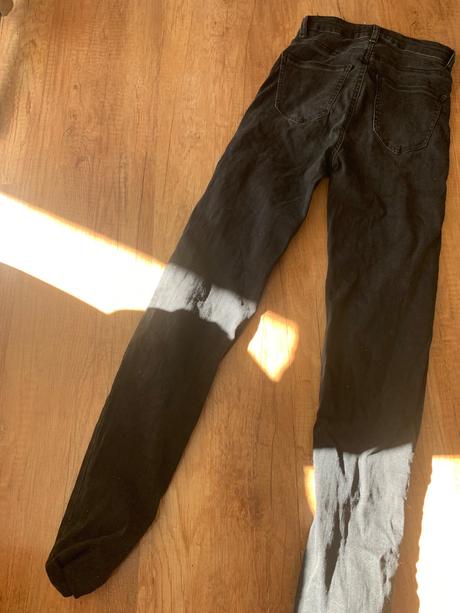 Dievcenske rifle, 158