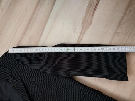 Slávnostné sako, 110