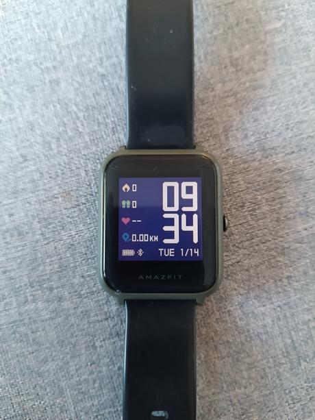 Športové hodinky aamazfit bip a1608, 