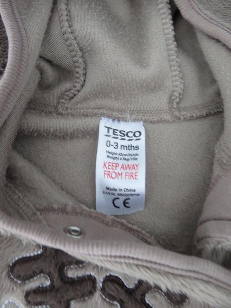 Overál, tesco,62