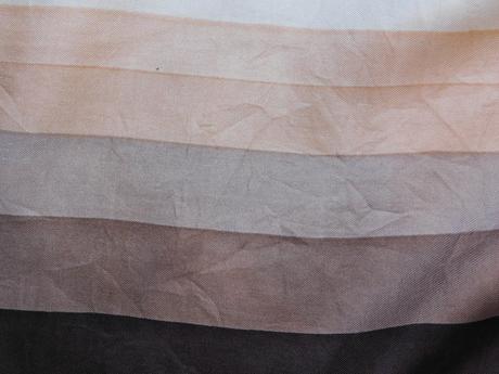 Etienne aigner luxusna hodvabna šatka, l