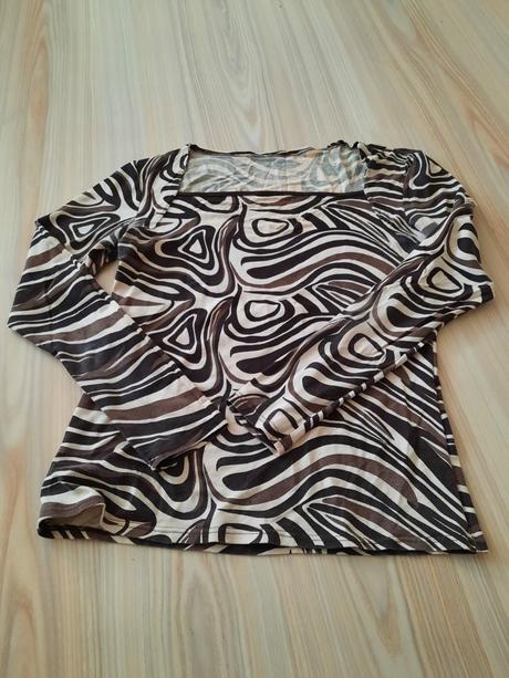 Hnedy tigrovany top m/l, gate,m