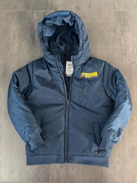 Prechodna bunda spiderman s obrazkom vzadu, sinsay,134