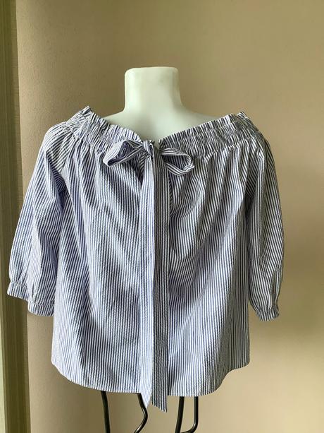 Bluzka so zaväzovanim, atmosphere,38