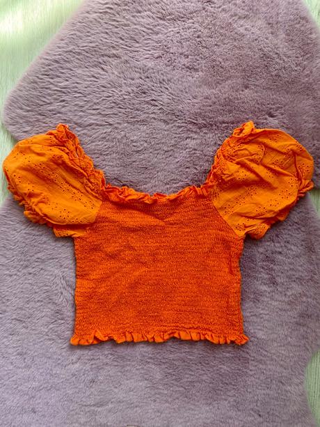 Oranžový crop top, m