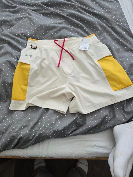 Kratase, under armour,l
