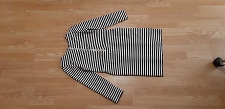 Čierno-biele pásikavé šaty, h&m,134
