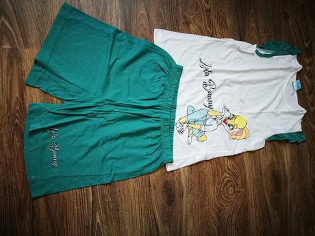 Dievčenské pyžamko, 146